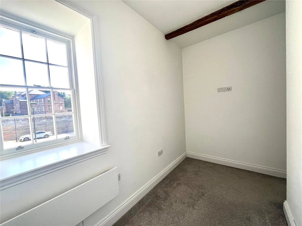 Old Chester Road, Holywell, CH8, photo 9