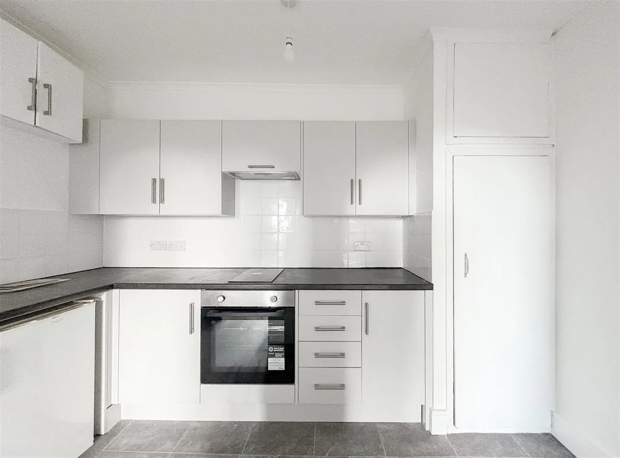 Quarry Crescent, Hastings, East Sussex, TN34 3SD, photo 6