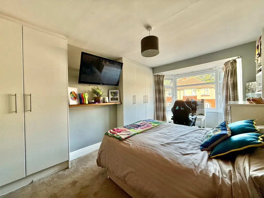 Wetherby ~ Foxhill, LS22, photo 17