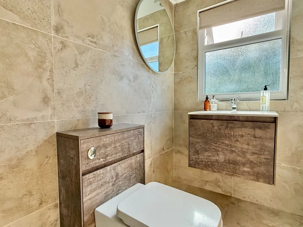 Wetherby ~ Foxhill, LS22, photo 26