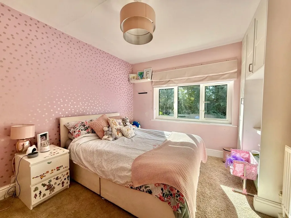 Wetherby ~ Foxhill, LS22, photo 18