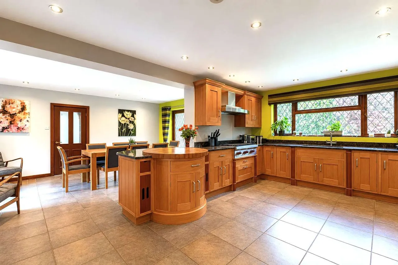 Marford Road, Wheathampstead, St. Albans, Hertfordshire, AL4 8AY, photo 5