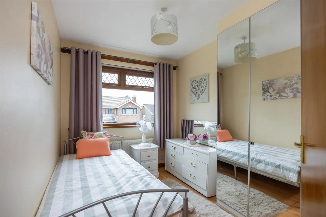 Glennor Crescent, Carryduff, BT8, photo 13