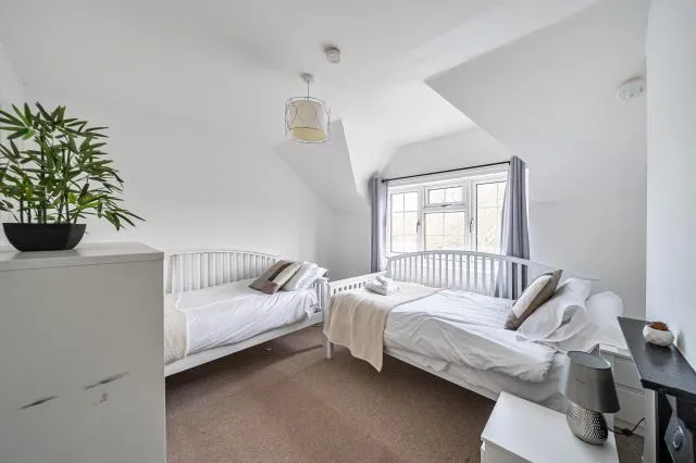 Henley Road, Sandford-On-Thames, OX4, photo 11