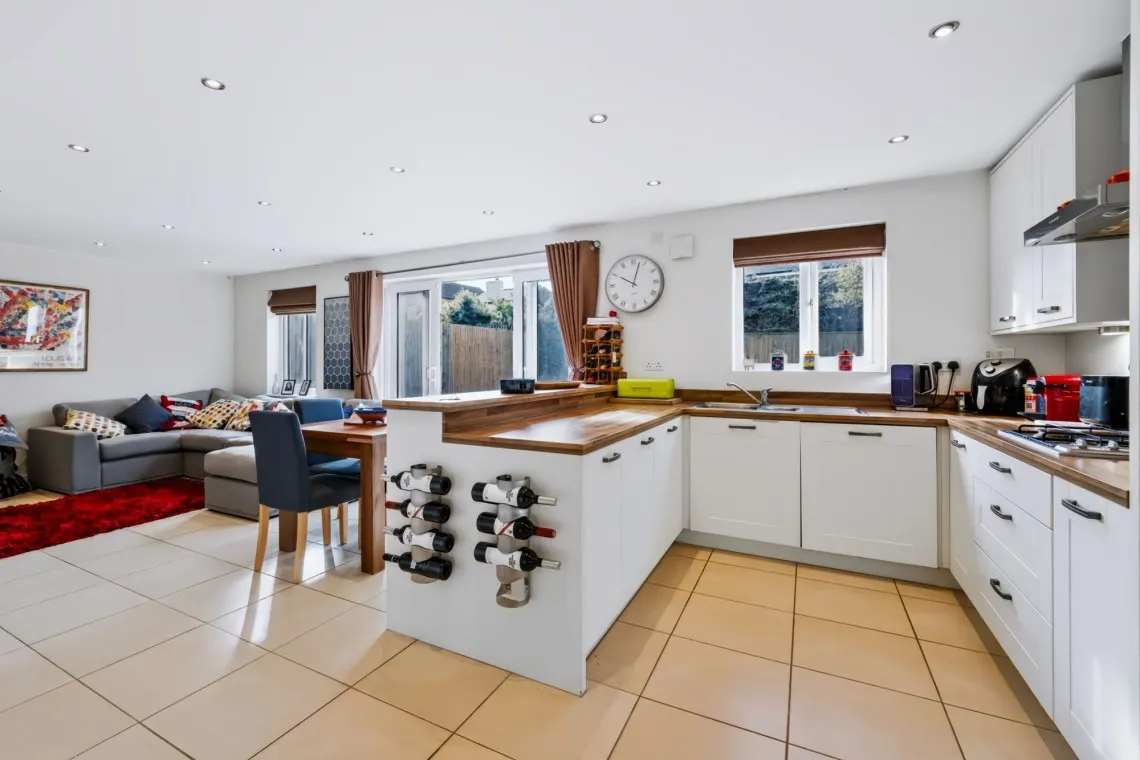 Stone Mason Crescent, Ormskirk, L39, photo 2