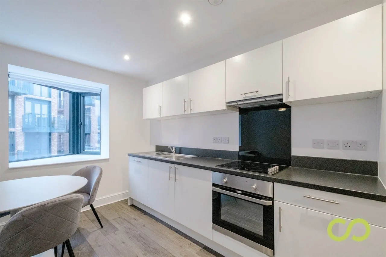 1 bed flat to rent — Leigh Street, High Wycombe, HP11 2WR