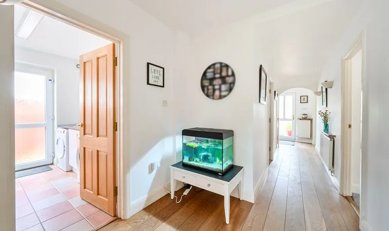 Christ Church Road, Epsom, KT19, photo 7