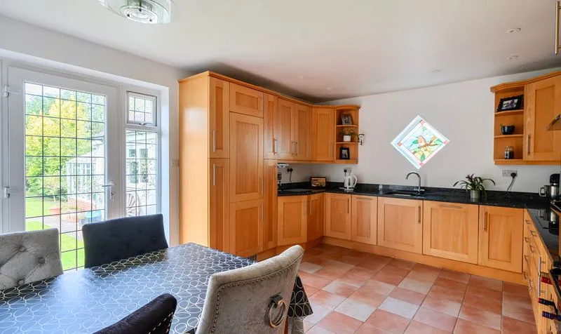 Christ Church Road, Epsom, KT19, photo 5