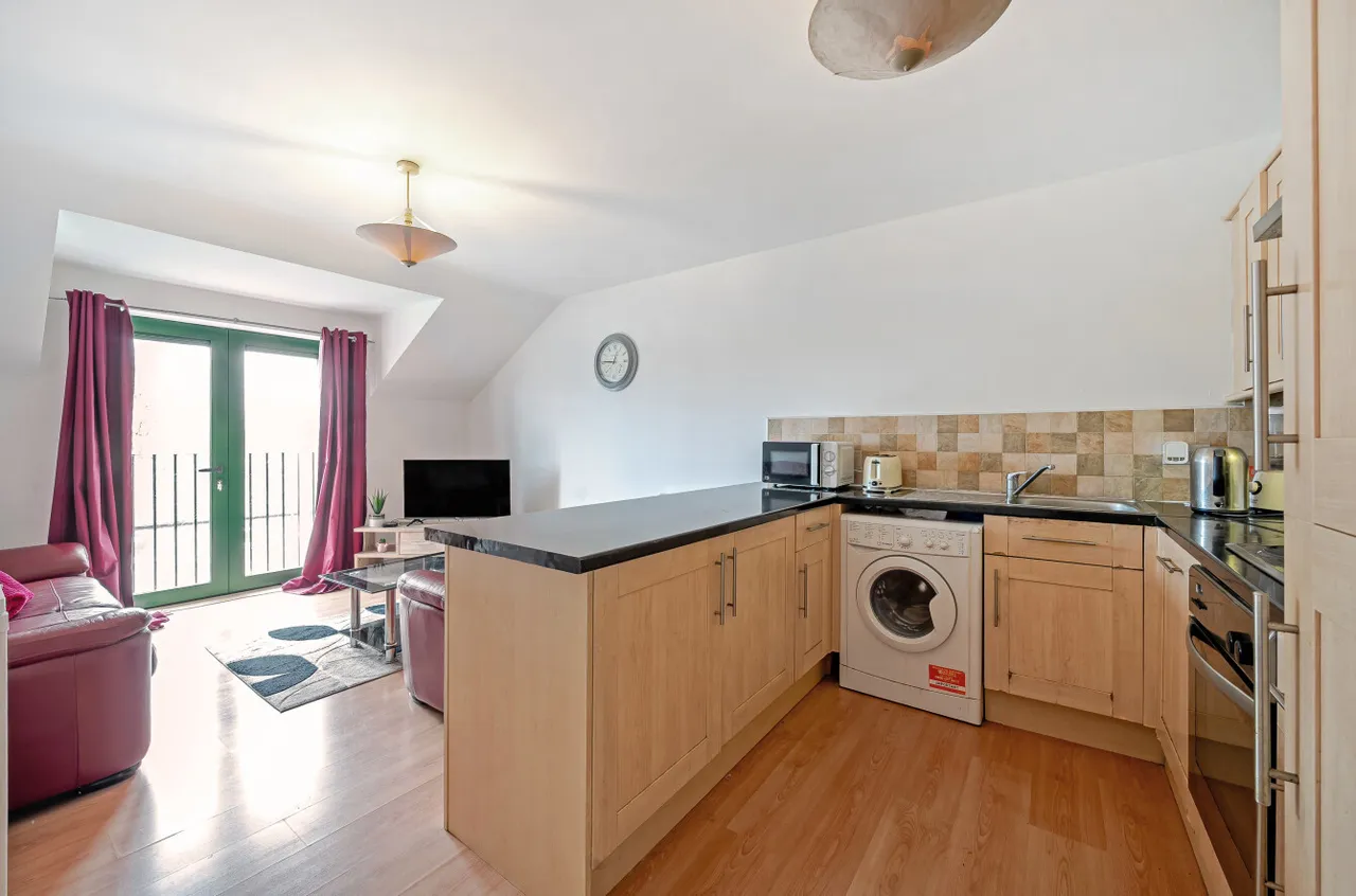 Admiral Street, Leeds, LS11, photo 3