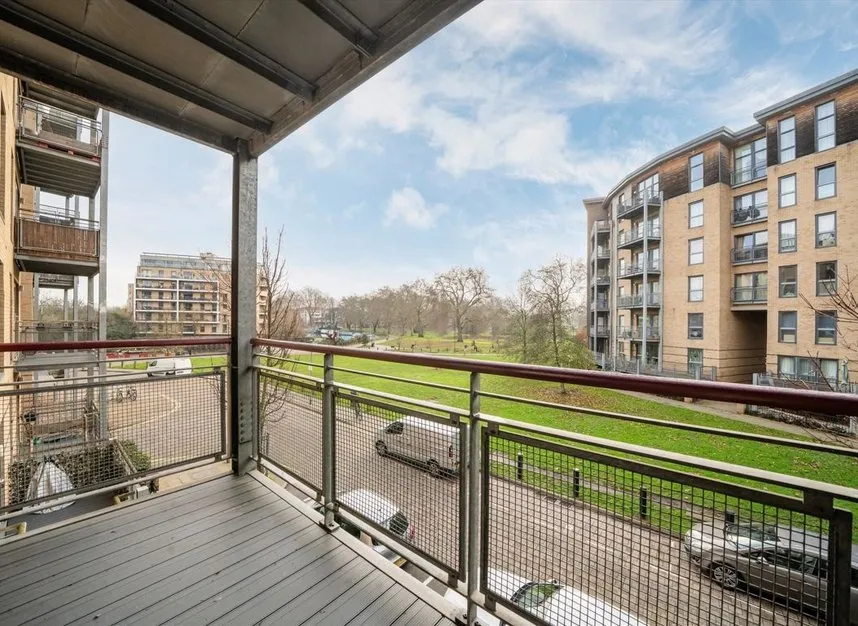 Harry Zeital Way, Hackney Central, E5, photo 7