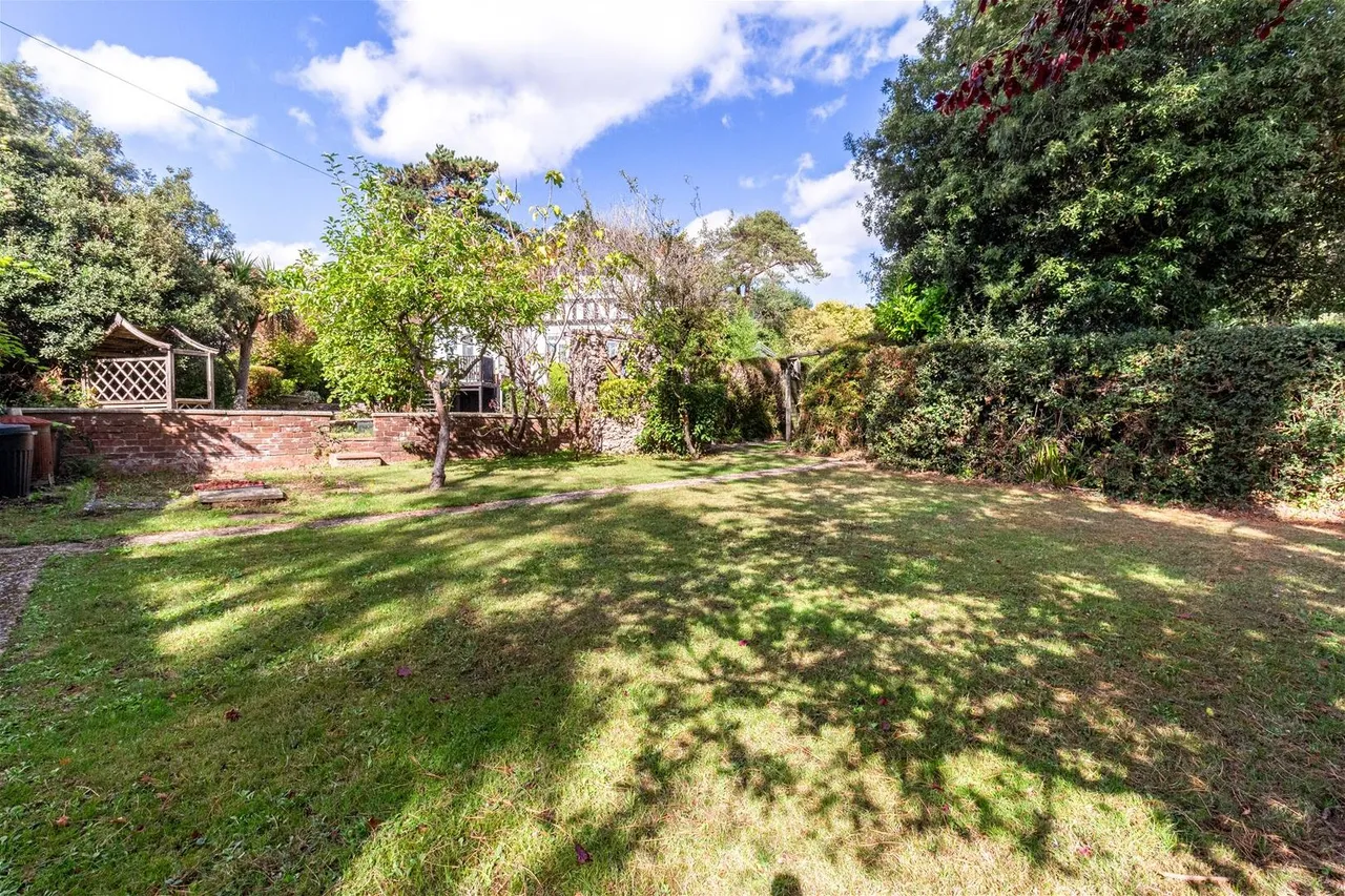 Heather Lane, Worthing, photo 44