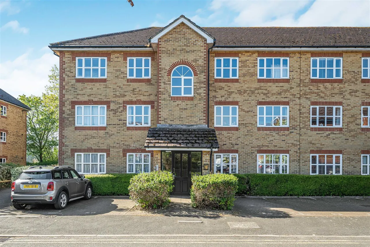 Elliotts Way, Caversham, RG4, photo 9