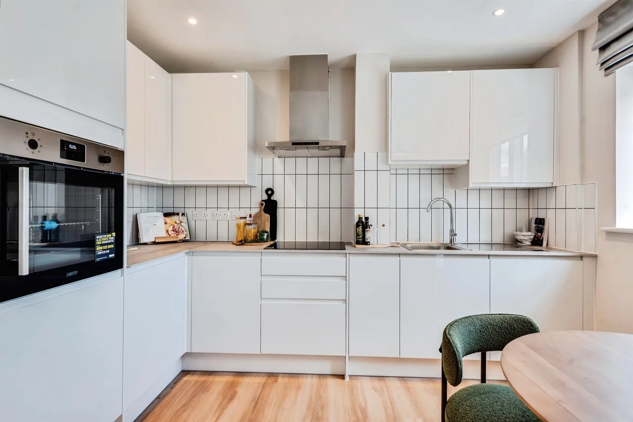 3 bed house for sale, Honeybee Lane, Swindon, SN3