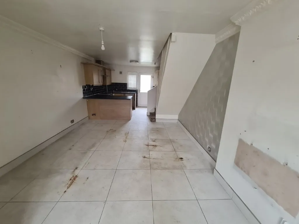 Innis Avenue, Newton Heath, M40, photo 2