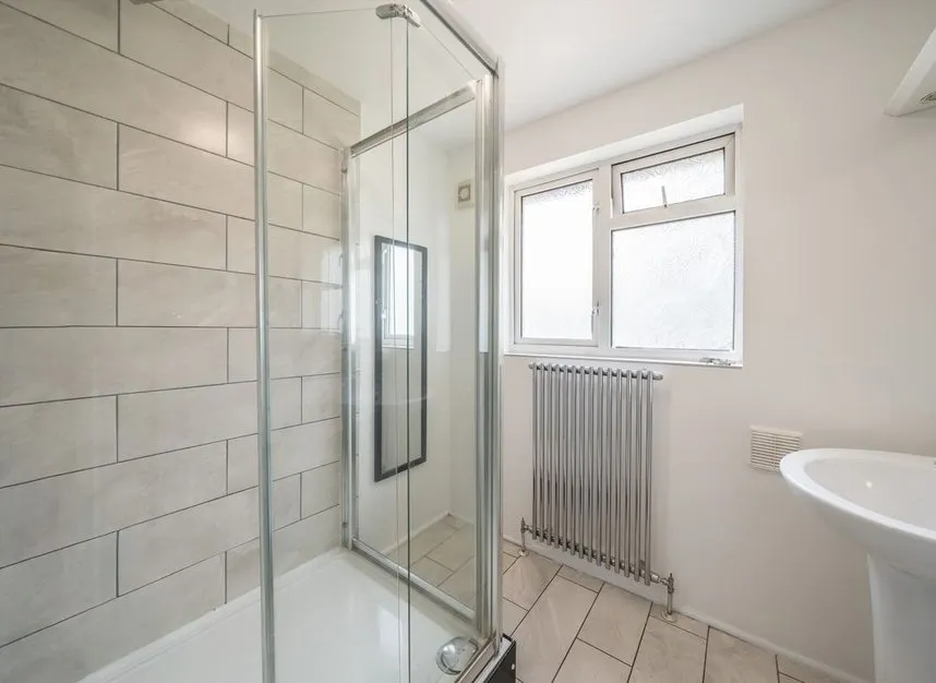 Russell Road, Twickenham, TW2, photo 8