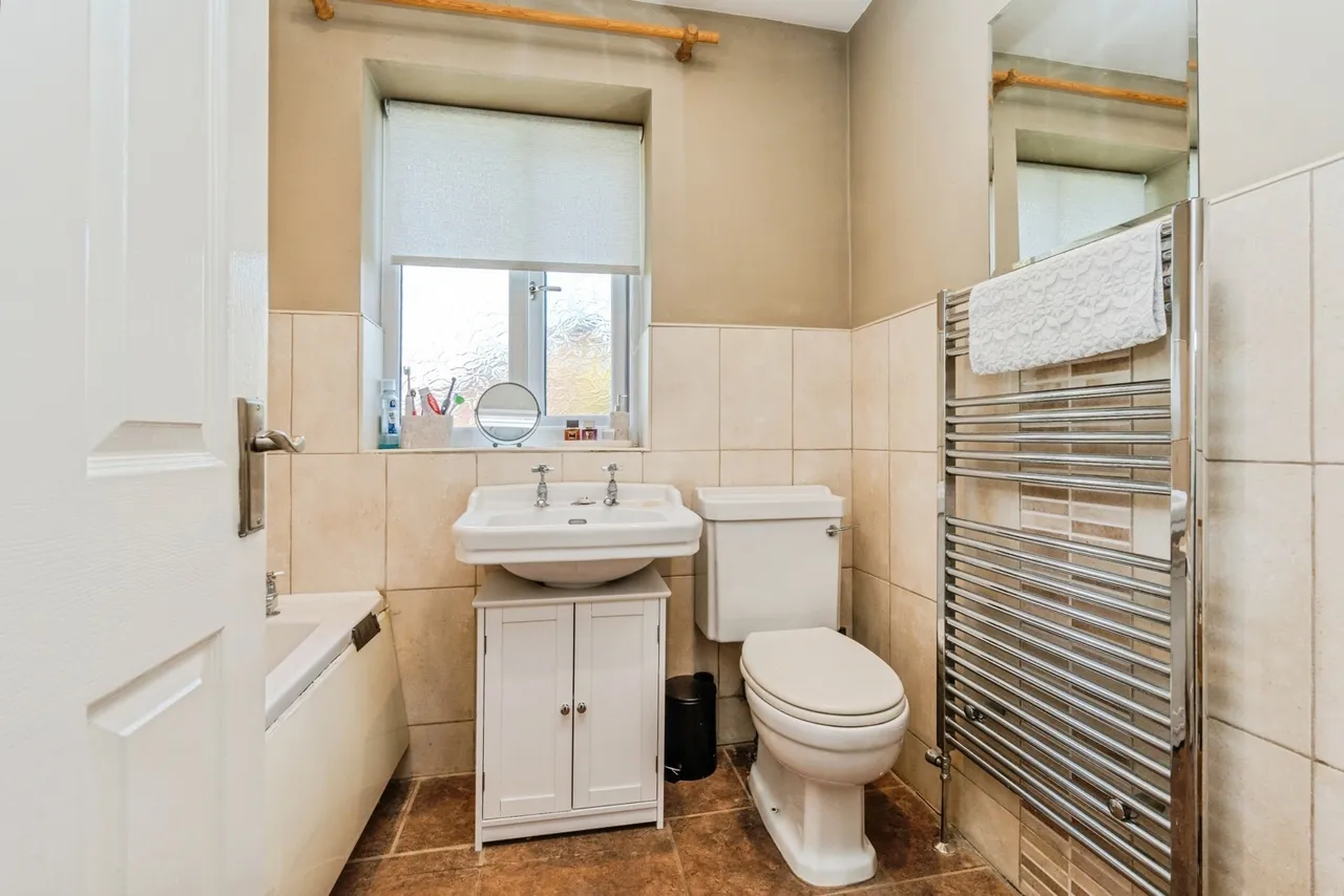 Tudor Green, Wilmslow, Cheshire, SK9, photo 10