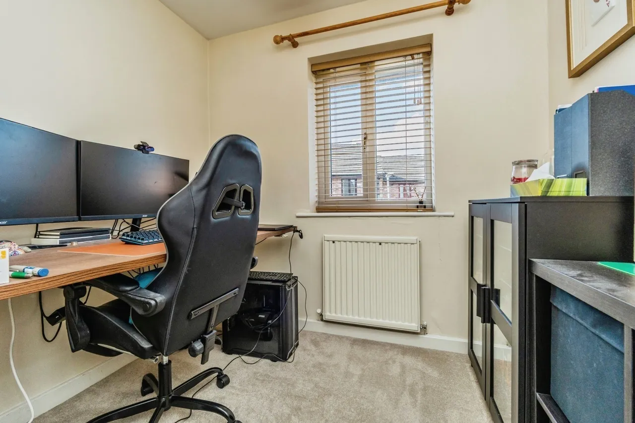Tudor Green, Wilmslow, Cheshire, SK9, photo 16
