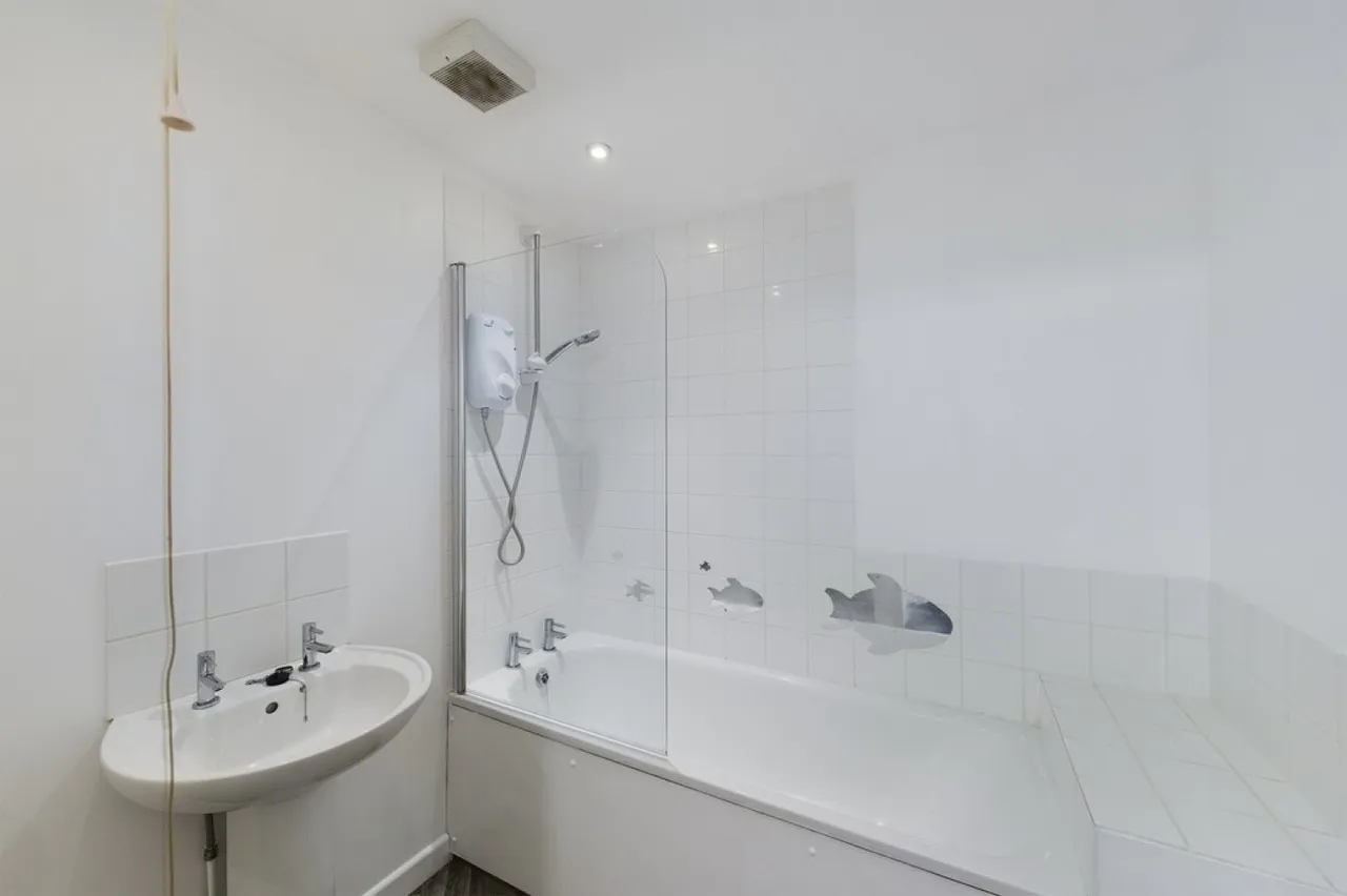 Fernley Court, Folkestone, photo 7