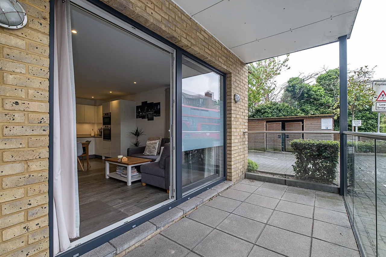 Worple Road, London, SW20, photo 4