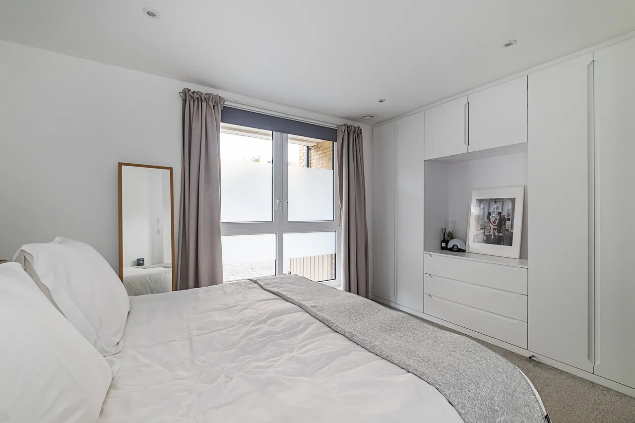 Worple Road, London, SW20, photo 5