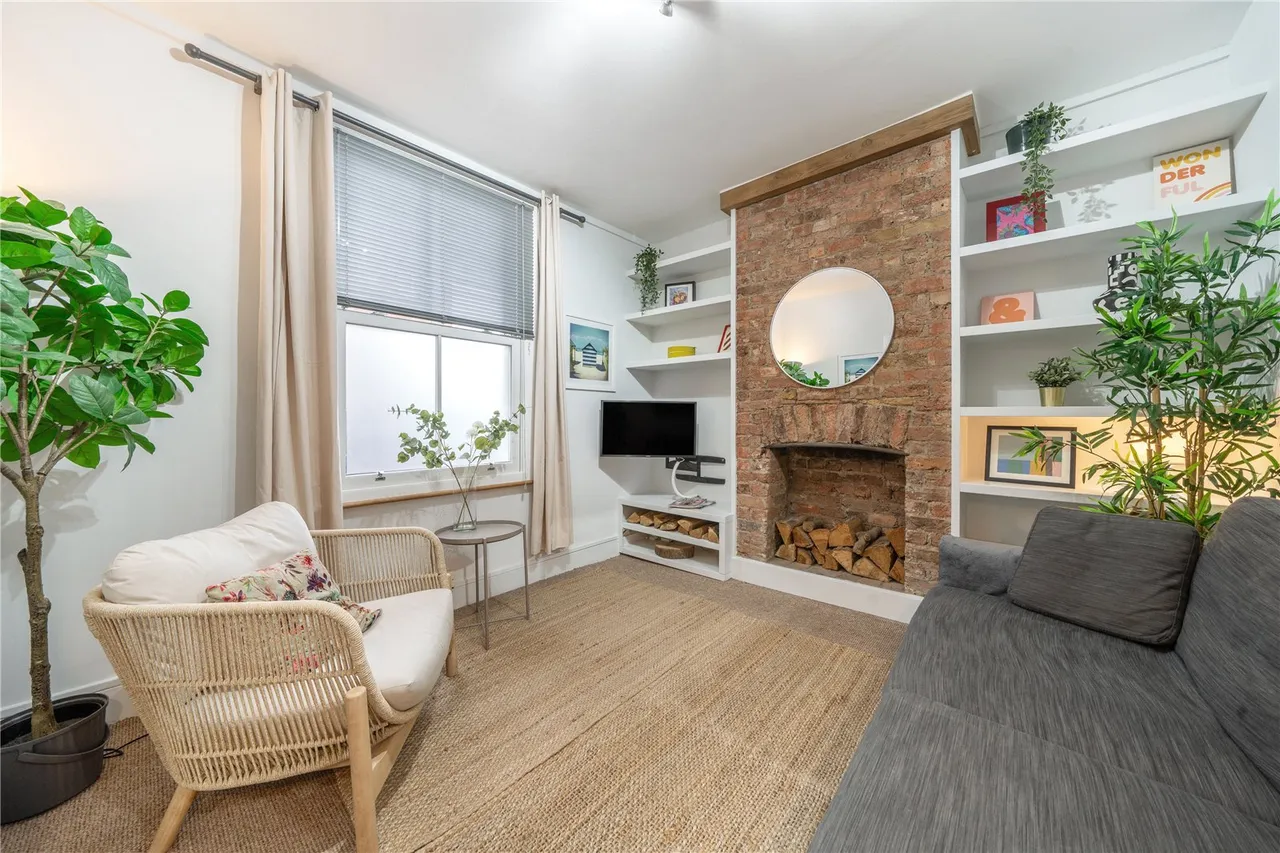 3 bed house for sale — Balaclava Road, SE1