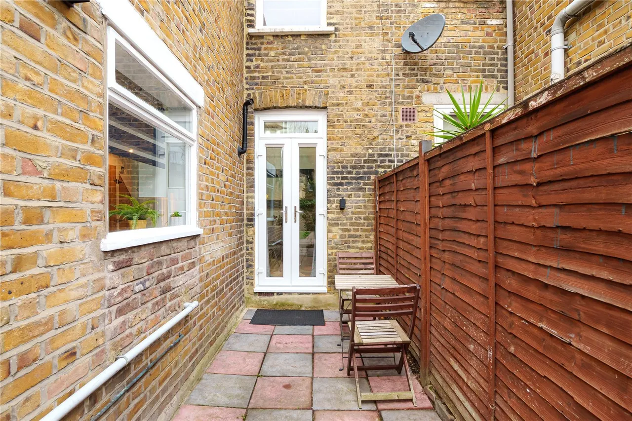 Balaclava Road, SE1, photo 12