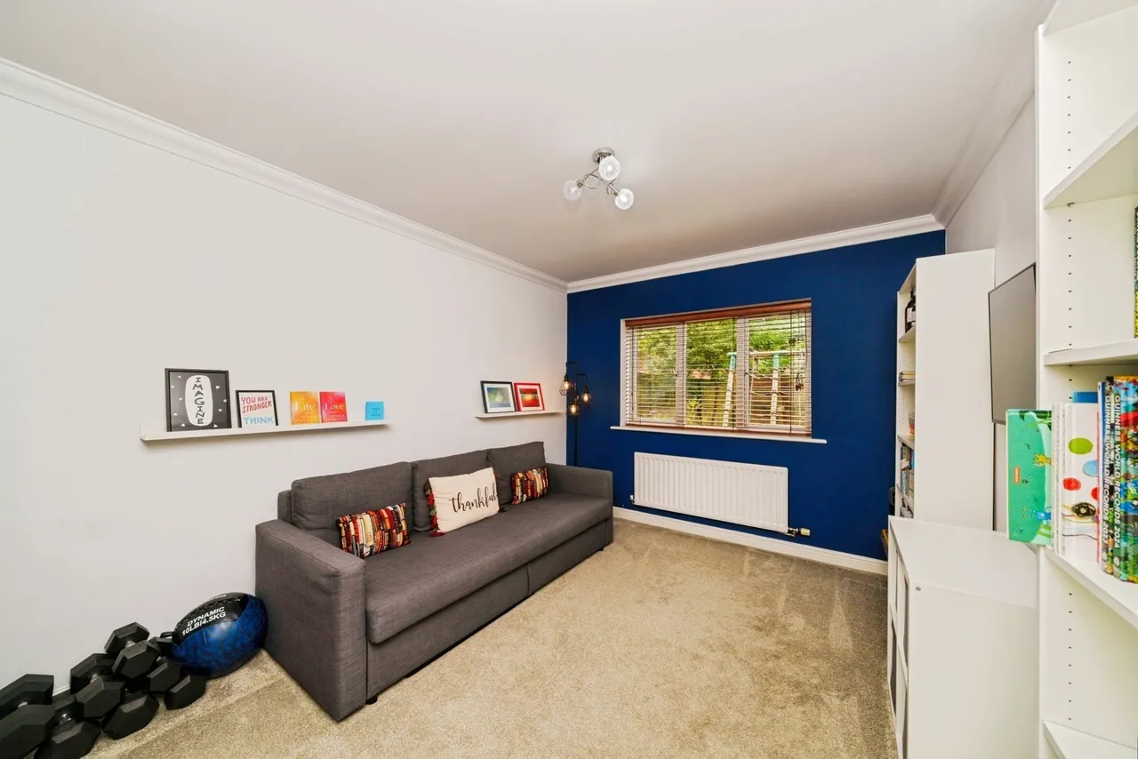 Glade Drive, Little Sutton, CH66, photo 11