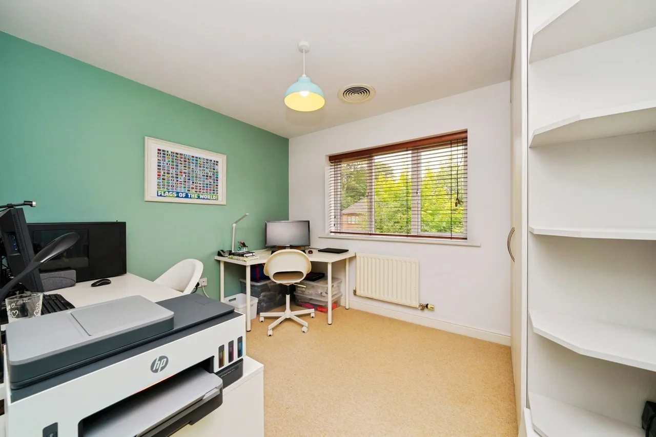 Glade Drive, Little Sutton, CH66, photo 22