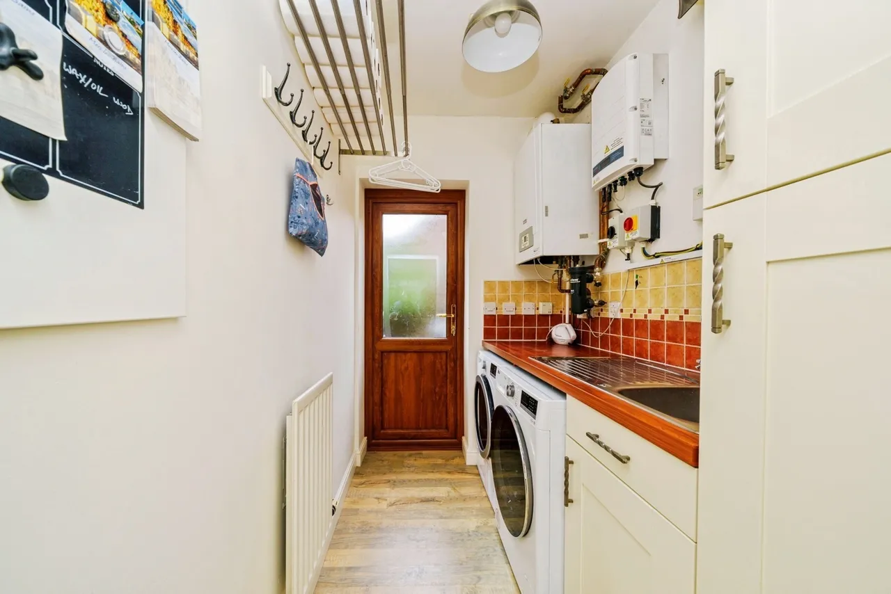 Glade Drive, Little Sutton, CH66, photo 13