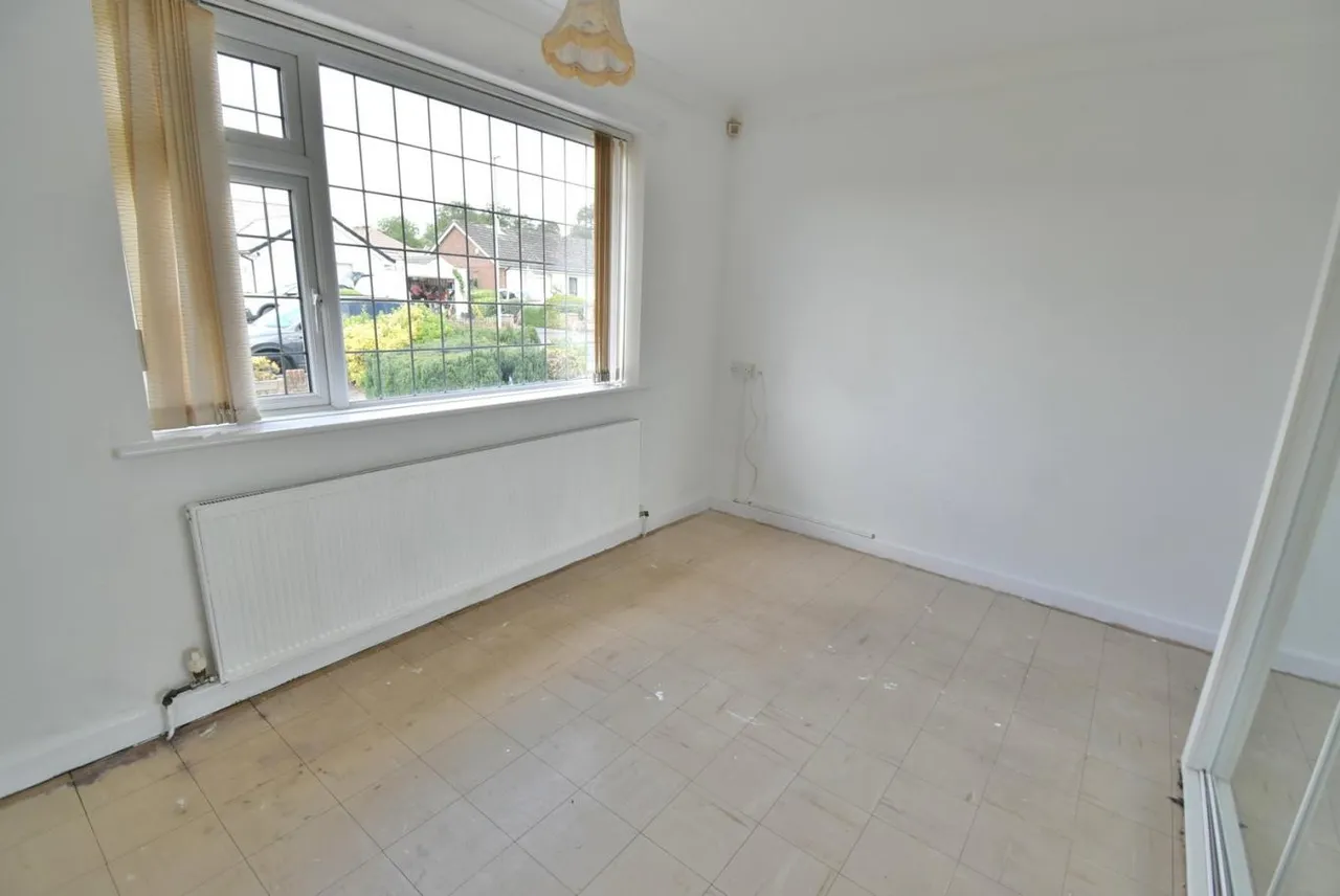 Pomona Close, BH22, photo 9