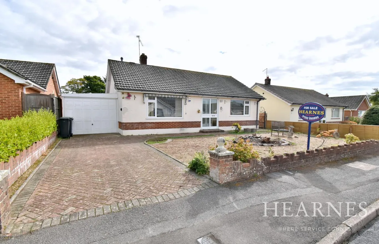 3 bed house for sale, Pomona Close, BH22