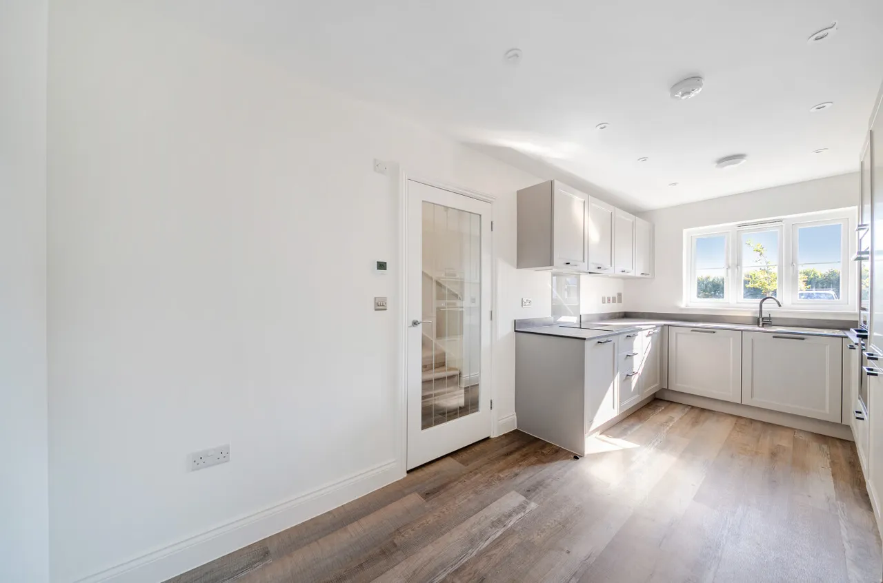 Angmering, BN16, photo 3