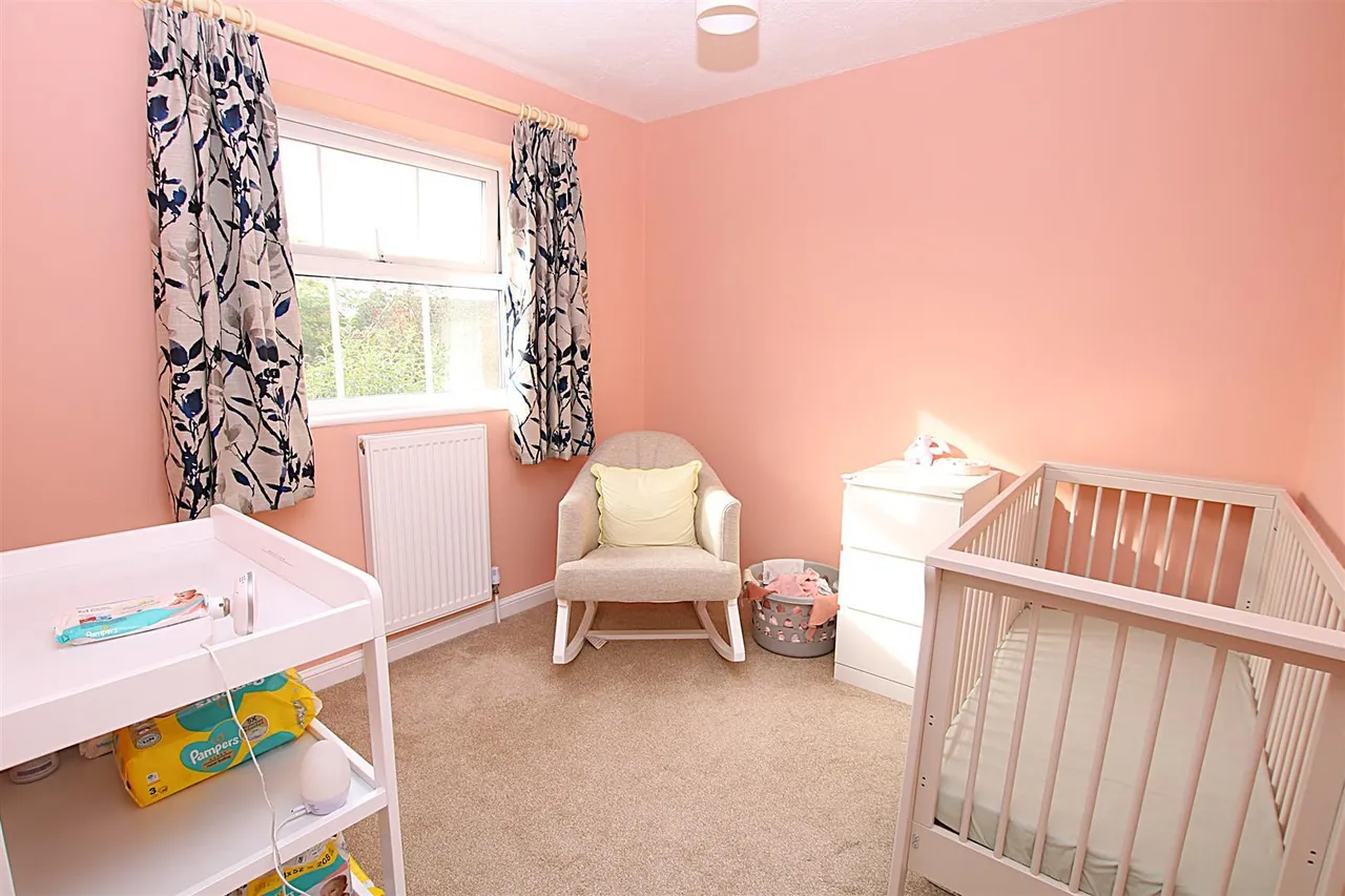 Fennel Court, East Hunsbury, NN4, photo 13