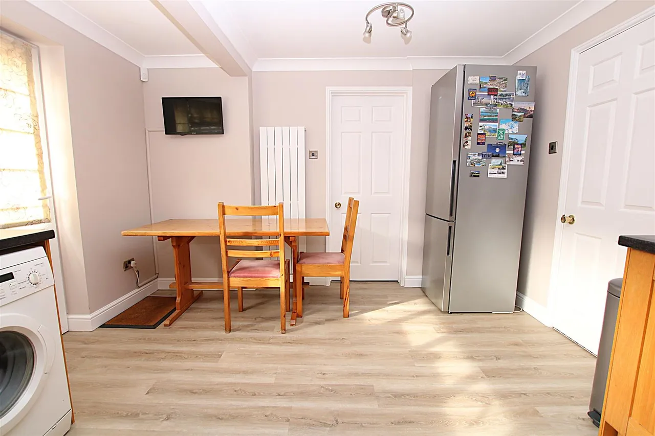 Fennel Court, East Hunsbury, NN4, photo 5