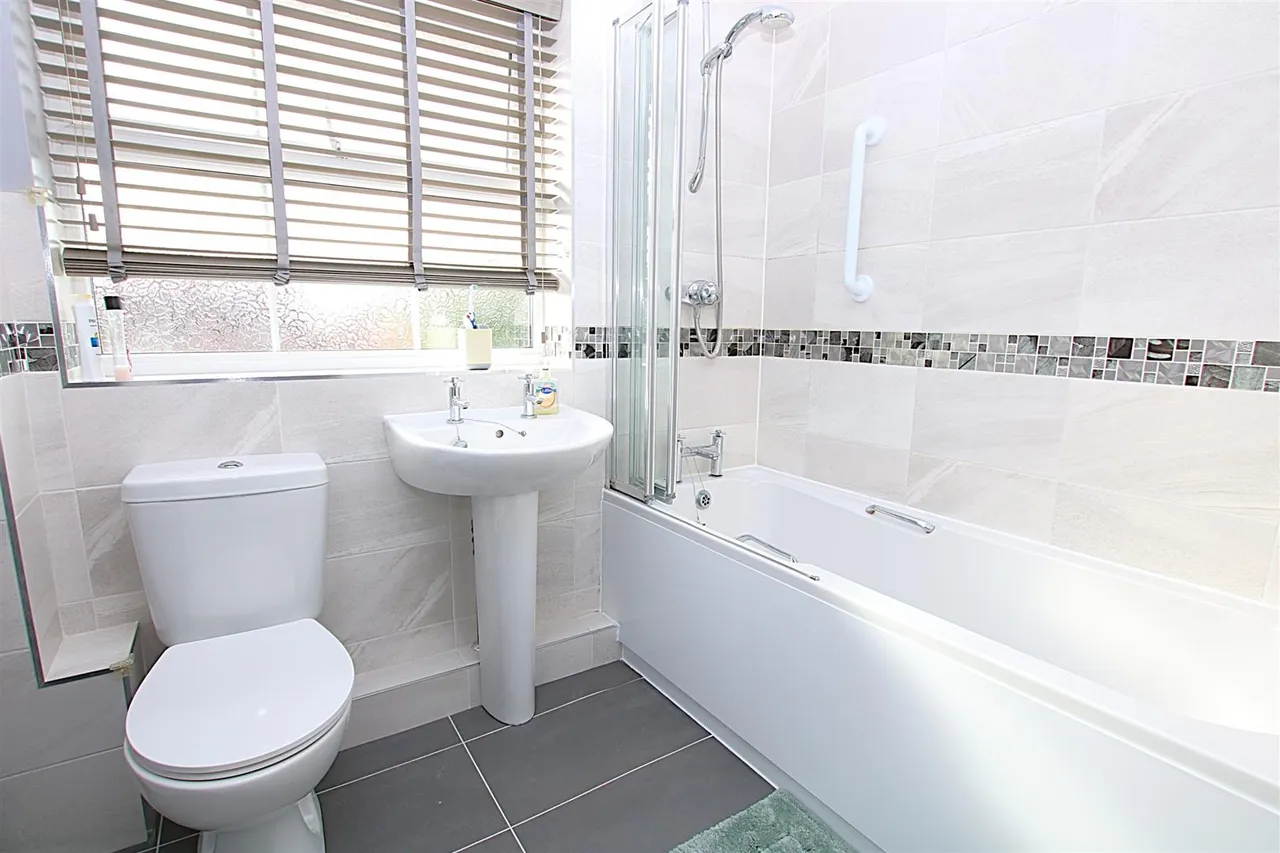 Fennel Court, East Hunsbury, NN4, photo 9