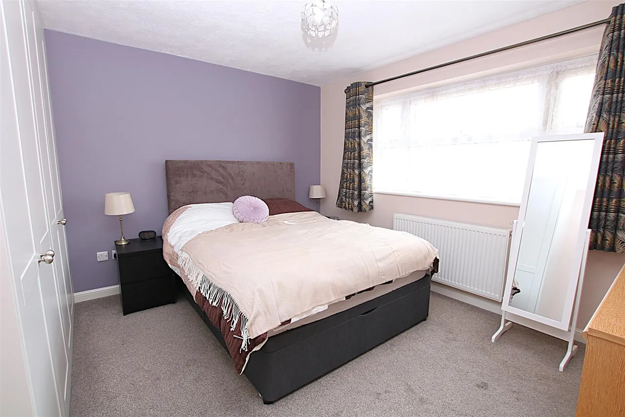 Fennel Court, East Hunsbury, NN4, photo 10