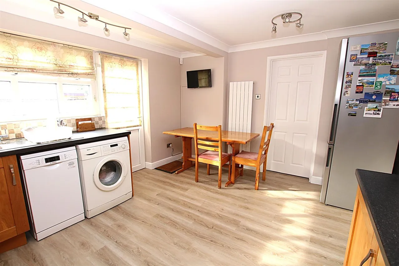 Fennel Court, East Hunsbury, NN4, photo 19