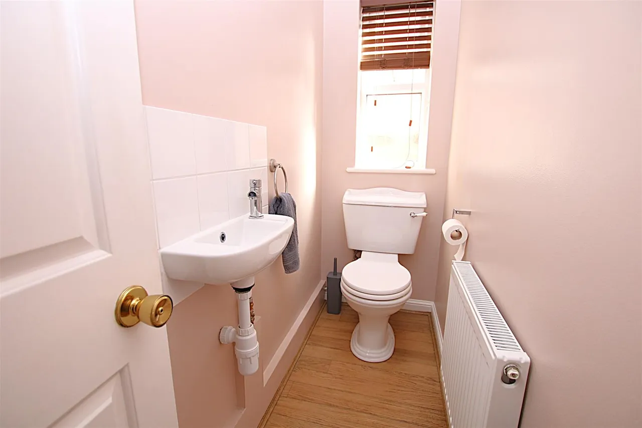 Fennel Court, East Hunsbury, NN4, photo 6