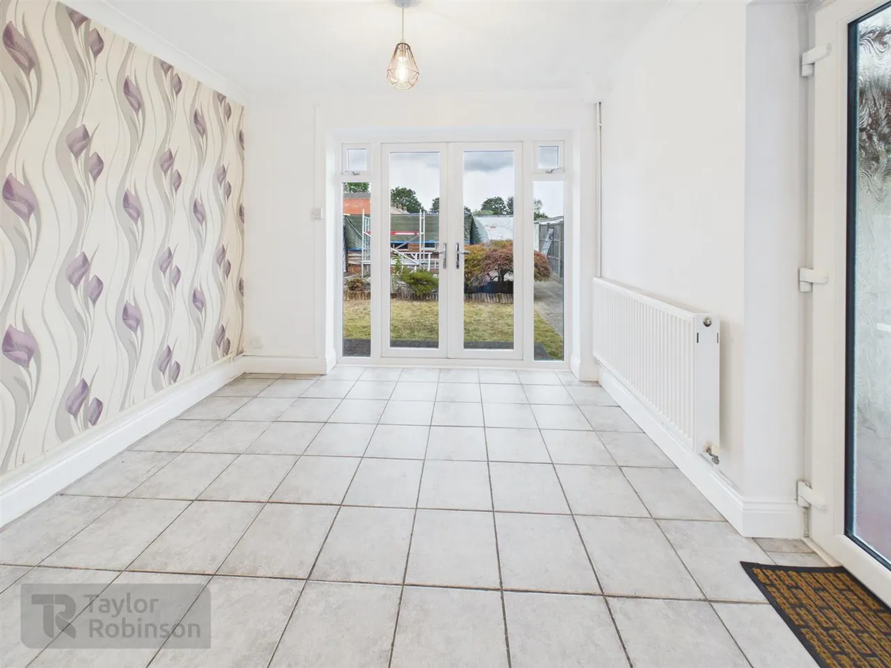 Winchester Road, Tilgate, RH10, photo 12