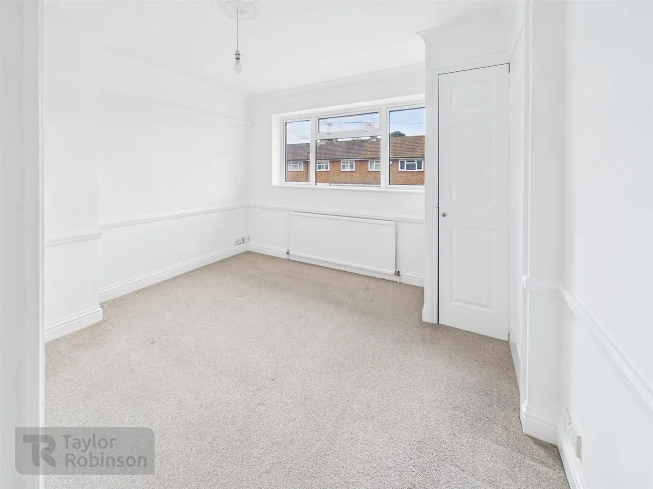 Winchester Road, Tilgate, RH10, photo 7