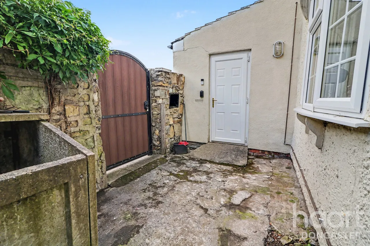 Great North Road, Woodlands, DN6, photo 19