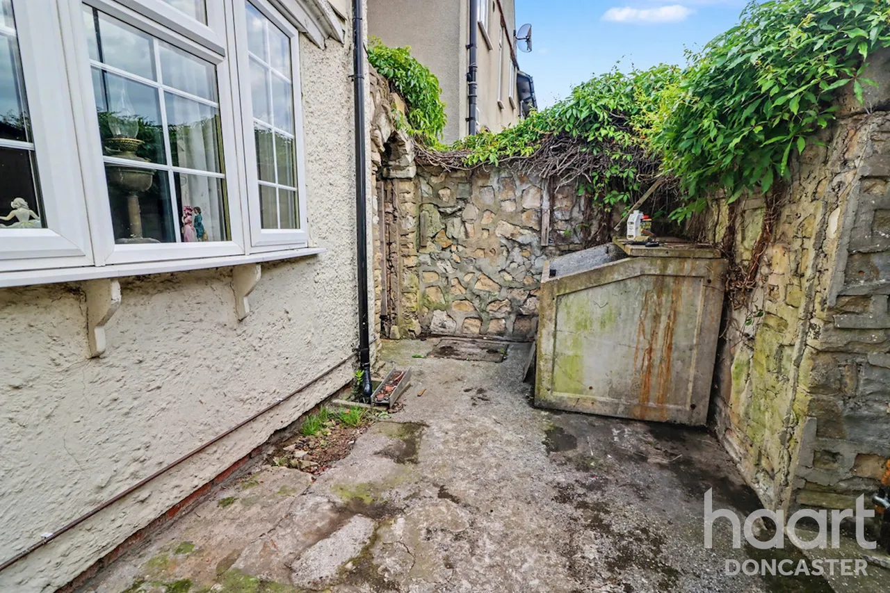 Great North Road, Woodlands, DN6, photo 18