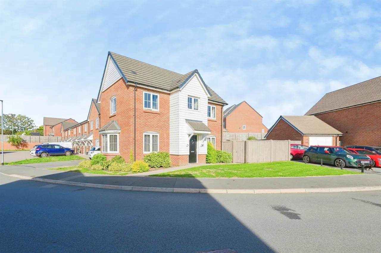 Meadow Way, Tamworth, B79, photo 24