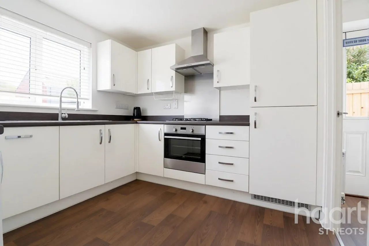 Bloomfield Drive, Huntingdon, PE29, photo 4