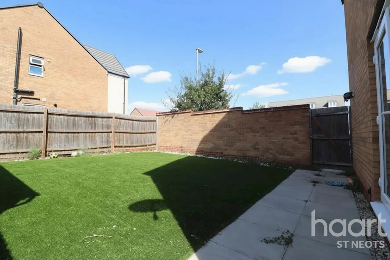 Bloomfield Drive, Huntingdon, PE29, photo 15