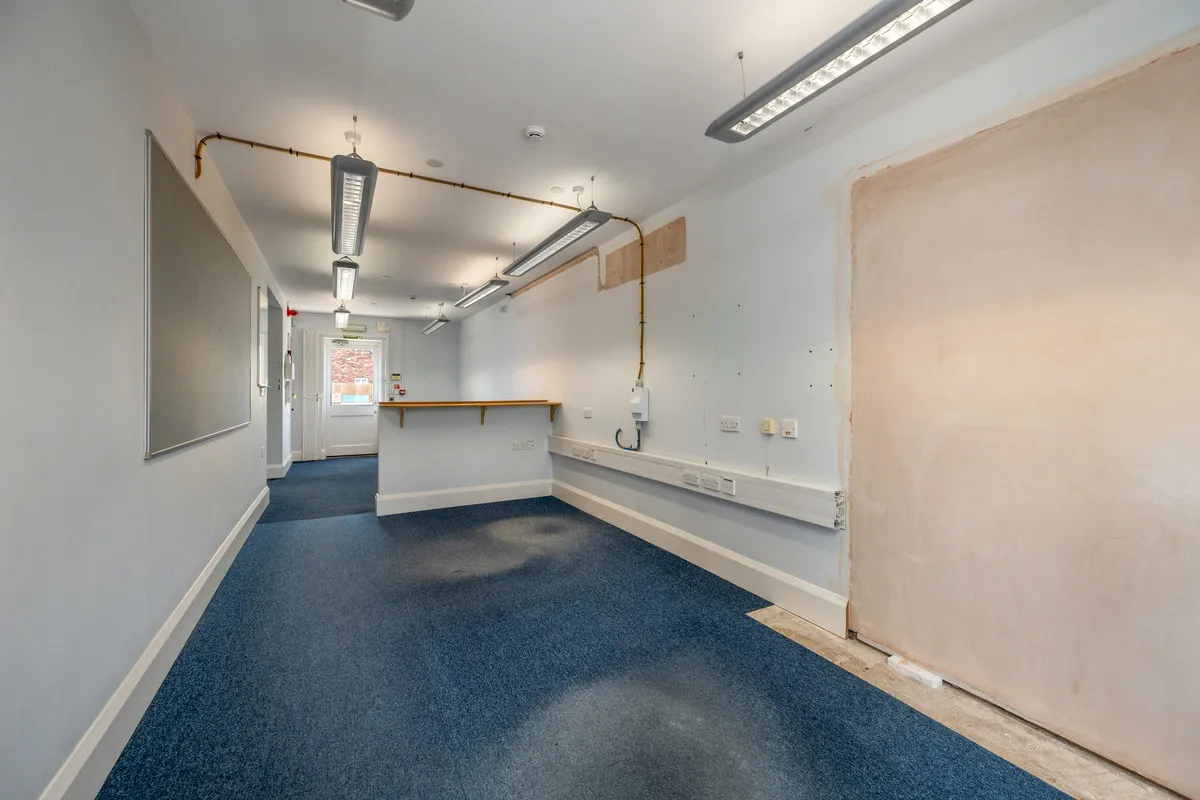 Bye Pass Road, Chilwell, NG9, photo 8