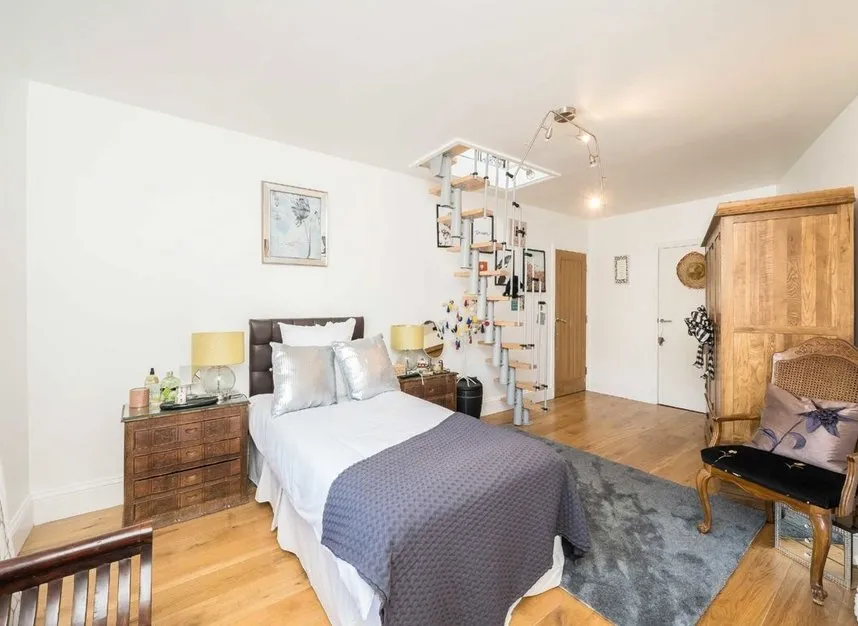 Bishops Park Road, Norbury, SW16, photo 8