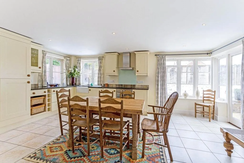 Pewsey Road, Upavon, SN9, photo 3