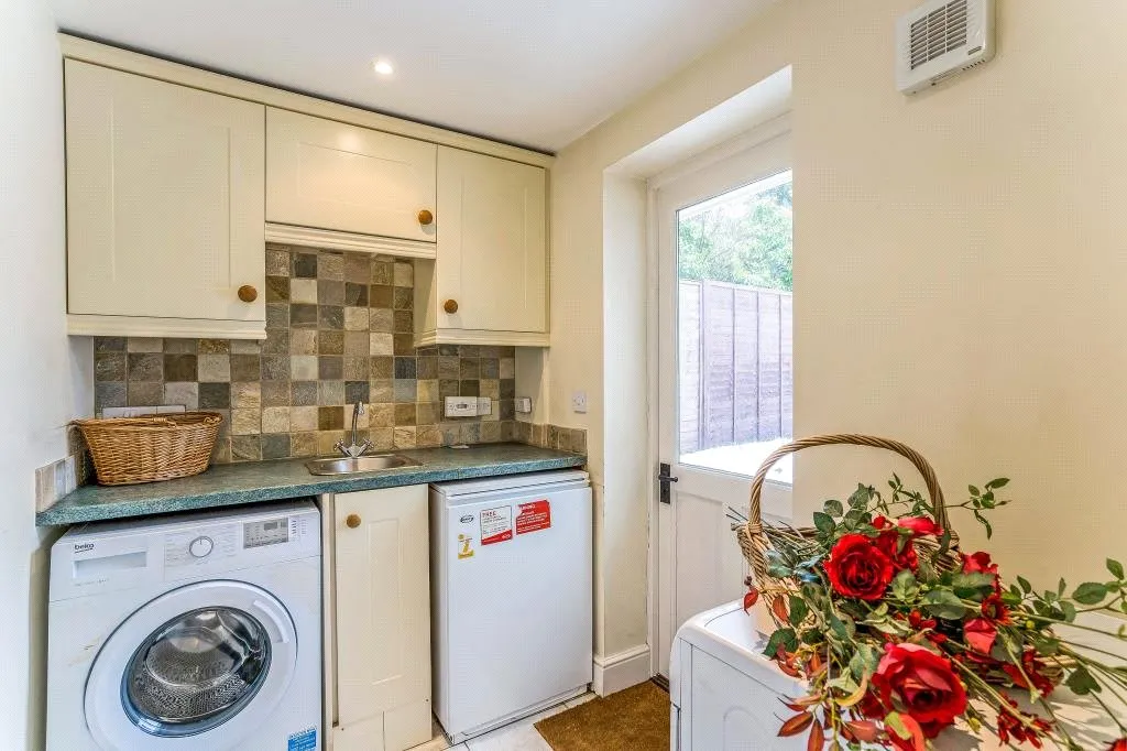 Pewsey Road, Upavon, SN9, photo 15