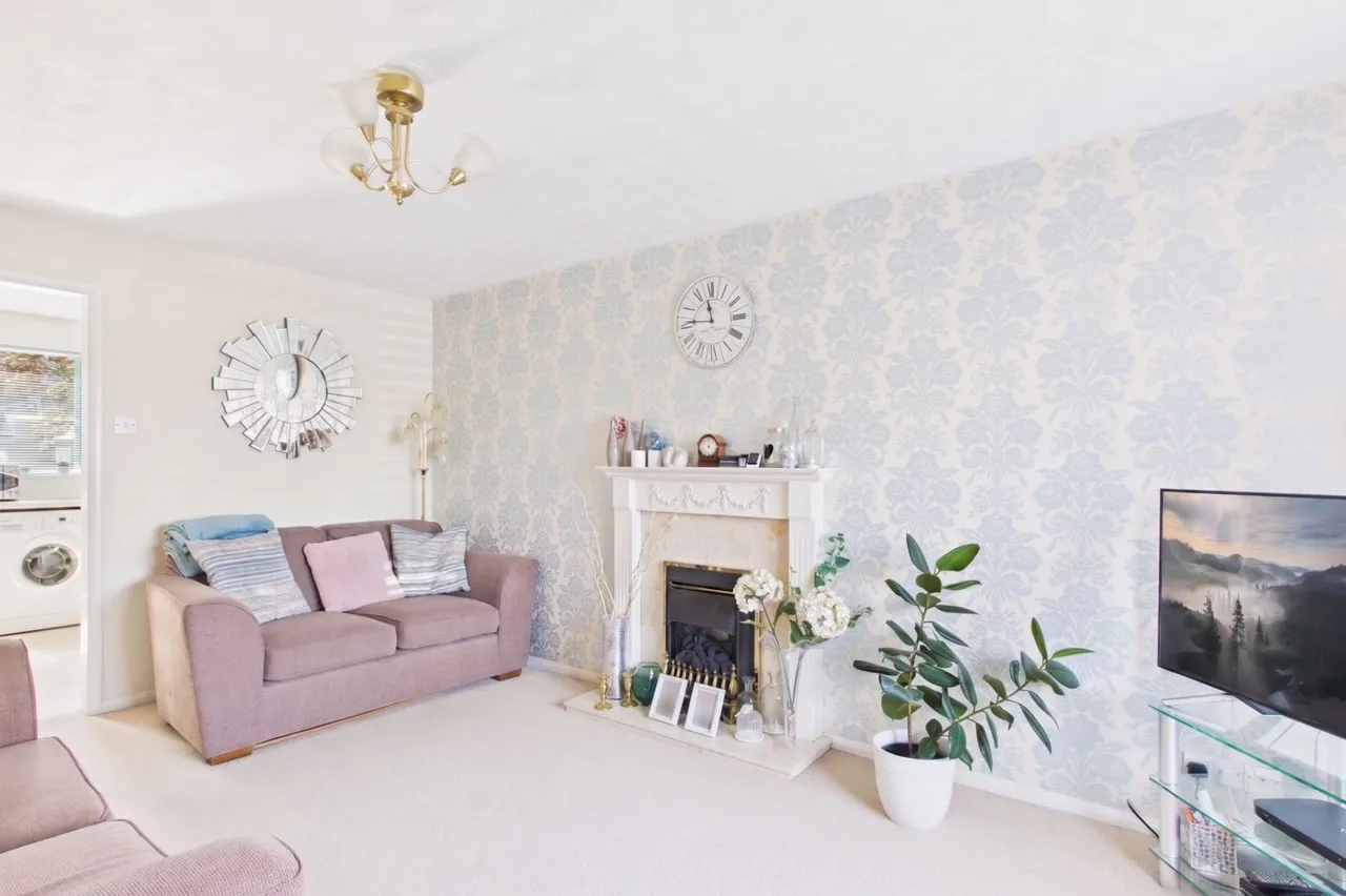 Foxley Court, Bourne, PE10, photo 5